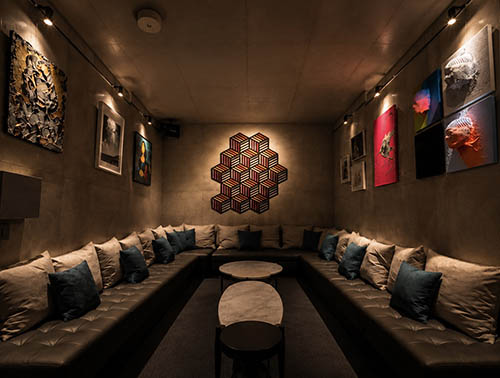 Private Lounge